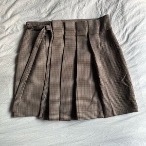 princess polly pleated houndstooth plaid skirt